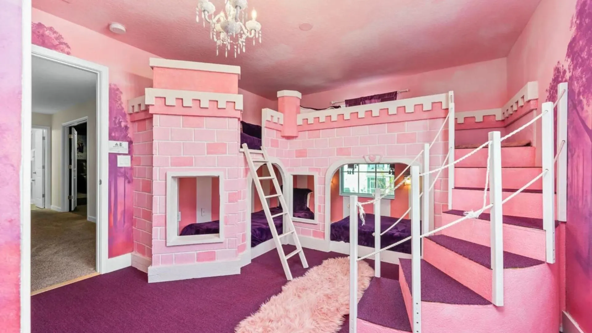Newly Built Spacious Home Loaded With Amenities Davenport 0*,